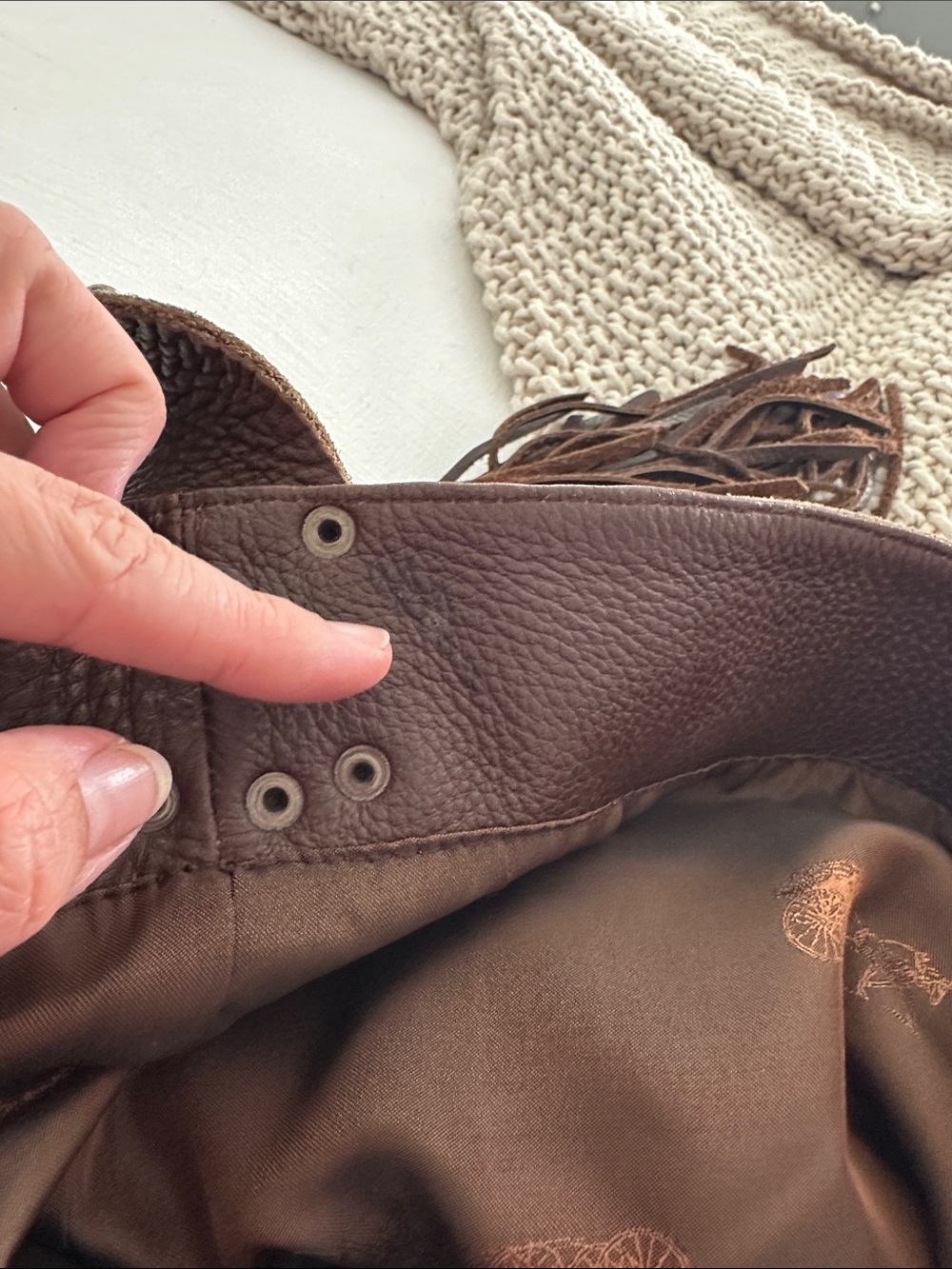 Juan Antonio distressed leather hobo bag - Picture 10 of 10